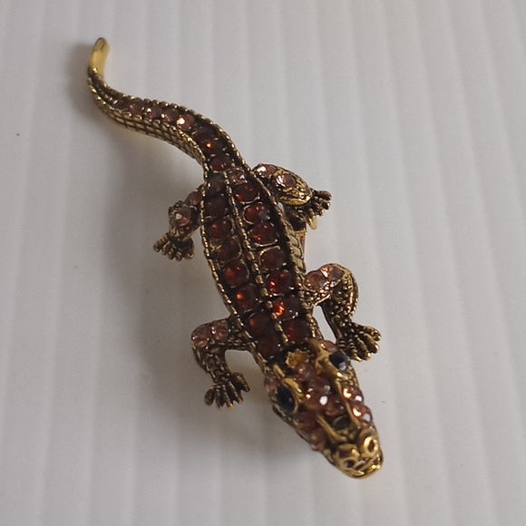 Rhinestoned Topaz Alligator🐊 Brooch - Picture 11 of 11